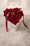 MINIBOX 9 - CORAZON PETIT RED (base de corazon con 9 rosas rojas)