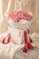 RA82 - PINK LOVE (ramo de 50 rosas rosadas con bolsa porta ramo)