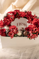 BOX102 - CORAZON DULCE (arreglo XL de flores y chocolates con 15 bombones, rosas, astromelias y claveles)